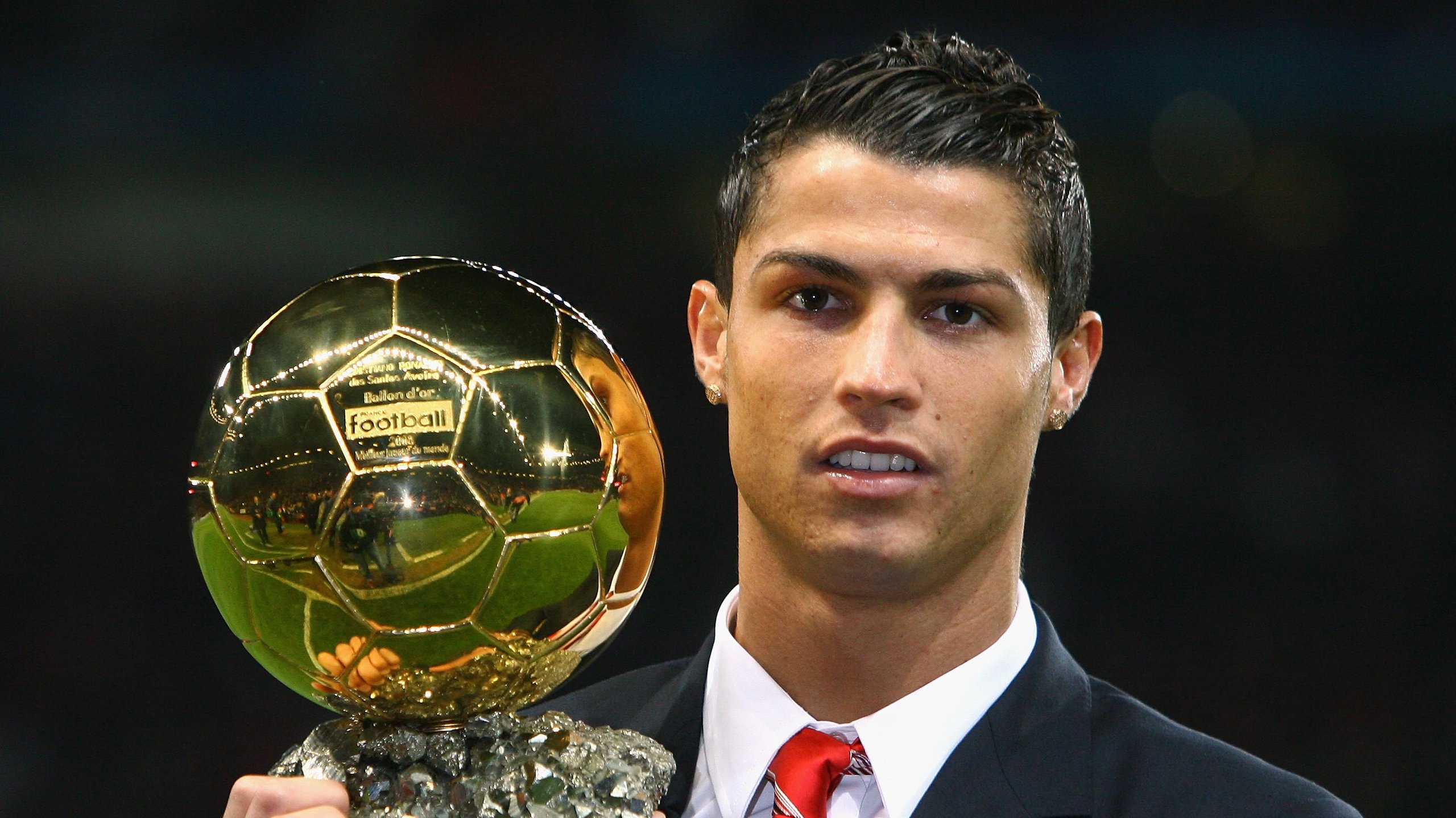 乐鱼体育App下载-弗鲁米嫩塞中场安德烈转会至意甲球队，挑战欧洲赛场，弗鲁米嫩塞对米竞技